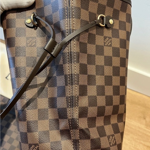 SOLD!! Authentic Louis Vuitton Neverfull MM Damier ebene - Picture 2 of 6